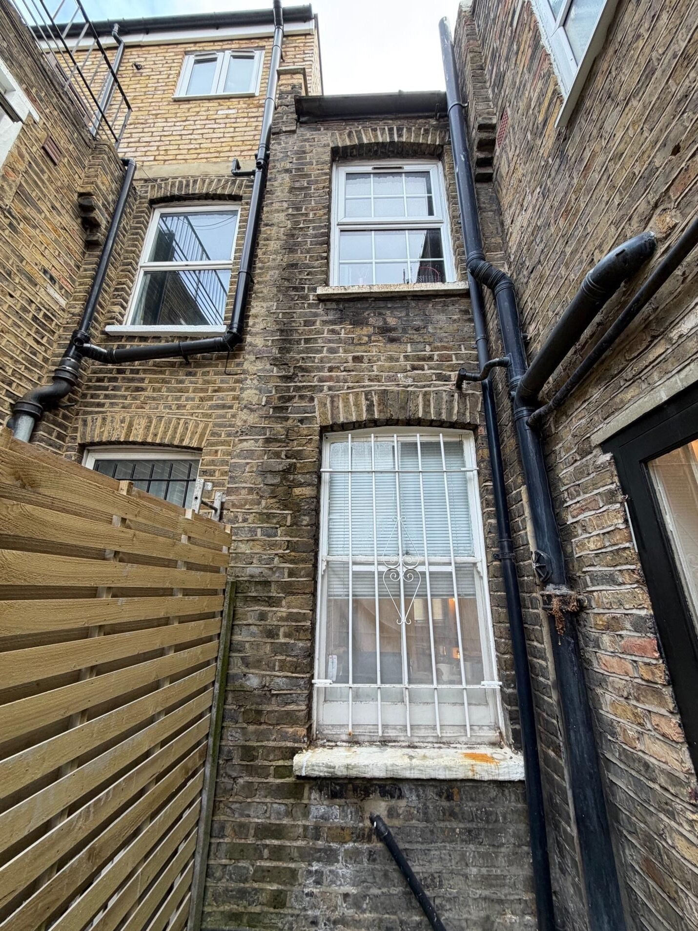 Condensation & Thermal Survey in South Lambeth (SW8)